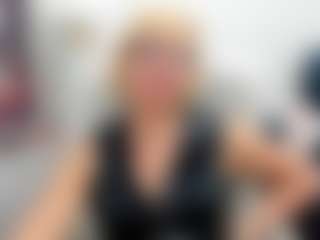 Live cam show with LunaxFantasy - Fantasy on AdultVida.com