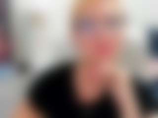 Live cam show with LunaxFantasy - Blondie on Camsoda
