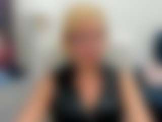 Live cam show with LunaxFantasy - Blondie on Dolls Live