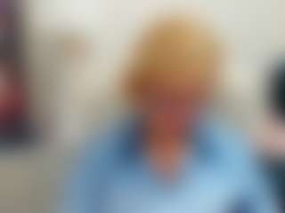 Live cam show with LunaxFantasy - Blondie on slutload
