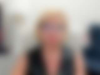 Live cam show with LunaxFantasy - Mature on sexylive.show