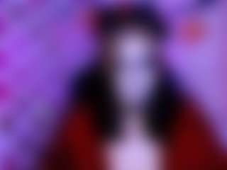 Live cam show with nikki-kiss - Middle Aged on Soda Cam