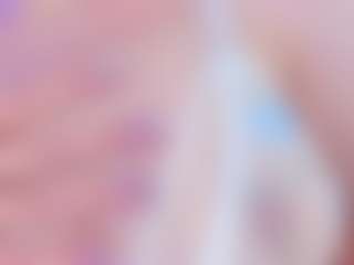 Live cam show with Susan-Blossom - Brown Hair on Milf Play