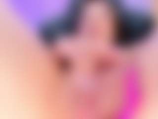 Live cam show with Susan-Blossom - Small Tits on Pornisteam.com