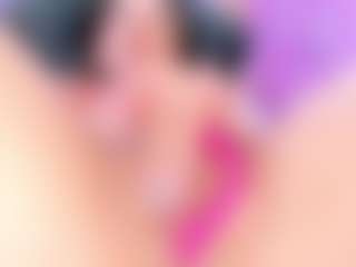 Live cam show with Susan-Blossom - Young Adult on fapnchat