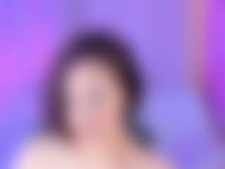 Live cam show with Susan-Blossom - Brown Hair on thefappeningchat.com