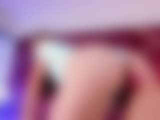 EvaaMoon's Live Sex Cam Show