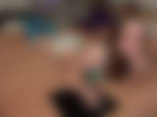 EXYevatell's Live Sex Cam Show