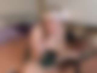 EXYevatell's Live Sex Cam Show