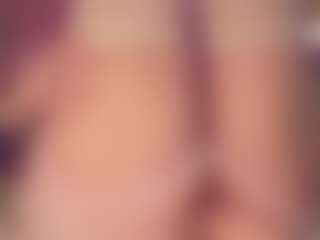 Live cam show with LilianaSky - Fuck Machine on StripNow
