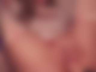 Live cam show with LilianaSky - Teen (18+) on liverealitysex.com