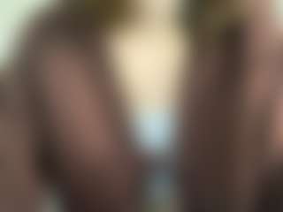 Live cam show with MalisaGanong - Average on crypto-cams