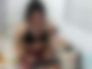 Live cam show with transcolombiana - Tease on TeamSkeetLive