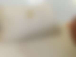 Live cam show with Alena Kenner - Flashing on Soda Cam