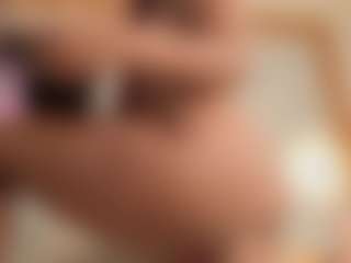 Live cam show with Alena Kenner - Striptease on CamClone