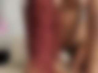 Live cam show with Alena Kenner - Athletic Amateur on realtime-chat