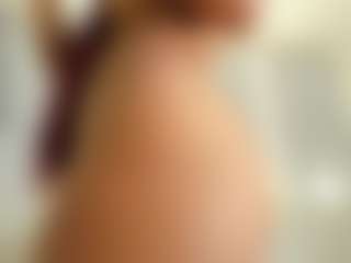 Live cam show with Alena Kenner - Black Big Ass on chickslive.net