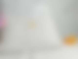 Live cam show with Alena Kenner - Ebony on Camming Site | colombia