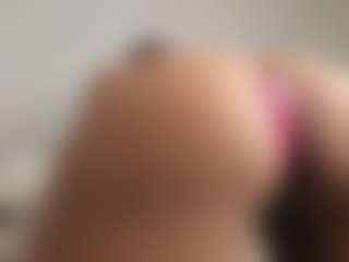 Live cam show with Alena Kenner - Lush Brown Hair on Chatstar