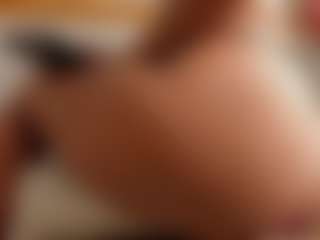 Live cam show with Alena Kenner - Squirt on 1on1-livenow