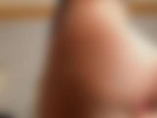 Live cam show with Alena Kenner - Brown Hair on dropp.cam