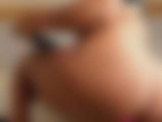 Live cam show with Alena Kenner - Handjob on fuklive.com