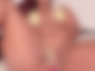 Live cam show with Alena Kenner - Body Massage on liverealitysex.com