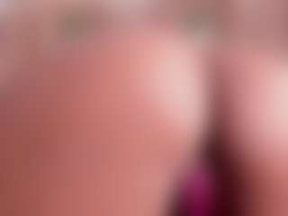 Live cam show with Alena Kenner - Lush on xxxlivecams.org