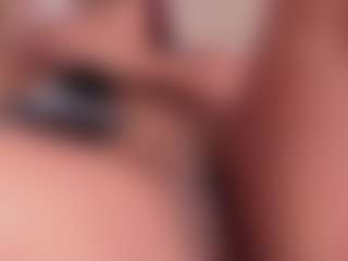 Live cam show with Alena Kenner - Black Lush on chickslive.net