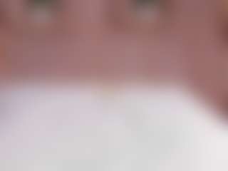 Live cam show with Alena Kenner - Fetish Brown Hair on xxxlivecams.org
