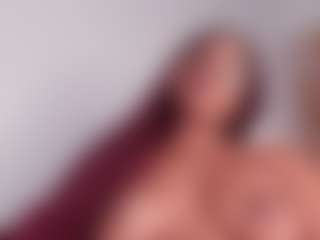 Live cam show with Alena Kenner - Black Squirt on Cam Slut