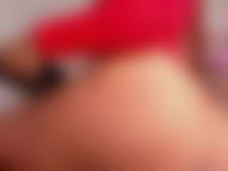 Live cam show with Alena Kenner - Athletic BBW on Uber Horny
