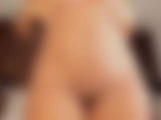 Live cam show with Alena Kenner - Black Young Adult on friskycurves.com