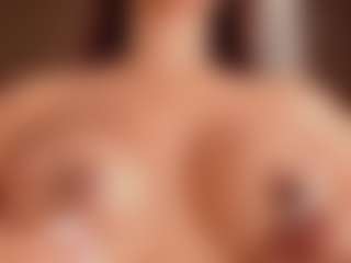 Live cam show with Alena Kenner - Ebony HD on Camsoda | colombia
