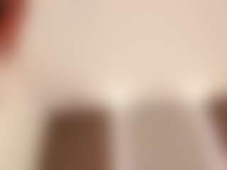 Live cam show with Alena Kenner - Athletic Ebony on CamClone
