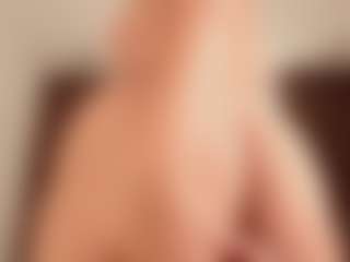 Live cam show with Alena Kenner - Athletic on madthumbs