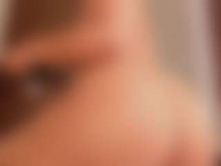 Live cam show with Alena Kenner - Amateur Brown Hair on nudelive.tv