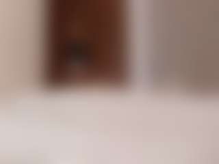 Live cam show with Alena Kenner - Black Young Adult on Dare Cams