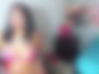 Live-Cam-Show mit aurablueelove - Public auf Camsoda