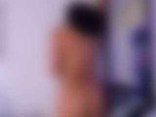 Pokaz na żywo z aurablueelove - Brown Hair Petite na Camsoda