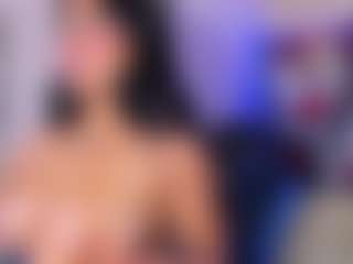 Live cam show with aurablueelove - Fingers on Camsoda