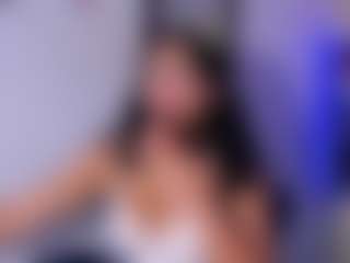 Live cam show with aurablueelove - Brown Hair Petite on Camsoda