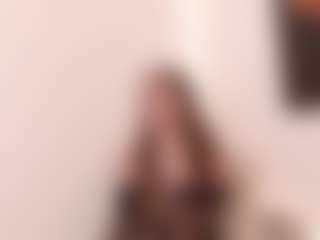 Live cam show with christinnex - Smoking on Free Soda