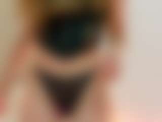 Live cam show with christinnex - Smoking on fapnchat