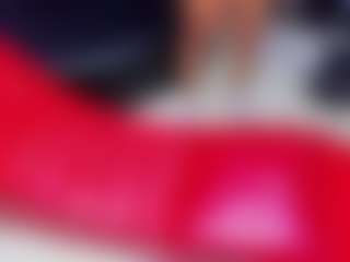 Live cam show with GracellDavidson - Facial on Camsoda