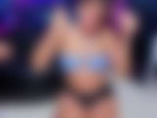 Live cam show with GracellDavidson - Facial on SpunkLive