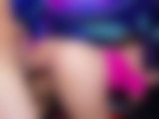 Live cam show with GracellDavidson - Facial on chickslive.net