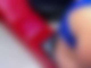 Live cam show with GracellDavidson - Facial on Soda Cam