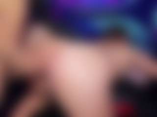 Live cam show with GracellDavidson - Strip on CamwithHer