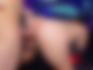 Live cam show with GracellDavidson - Small Tits on TeamSkeetLive